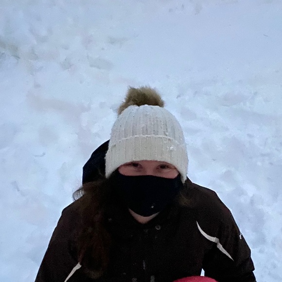 Meet your Posher, Amanda - Picture 1 of 1